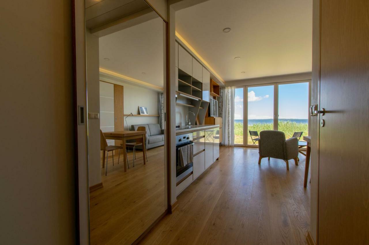Modern Sea View Apartments By Villa Kuus Solme Kuressaare Exteriör bild